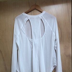 Under armor long sleeved shirt